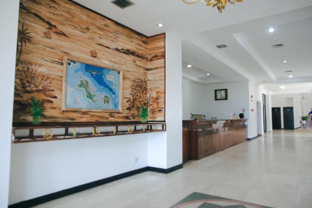 Pia Hotel Pangkalpinang Pangkalan Baru Εξωτερικό φωτογραφία